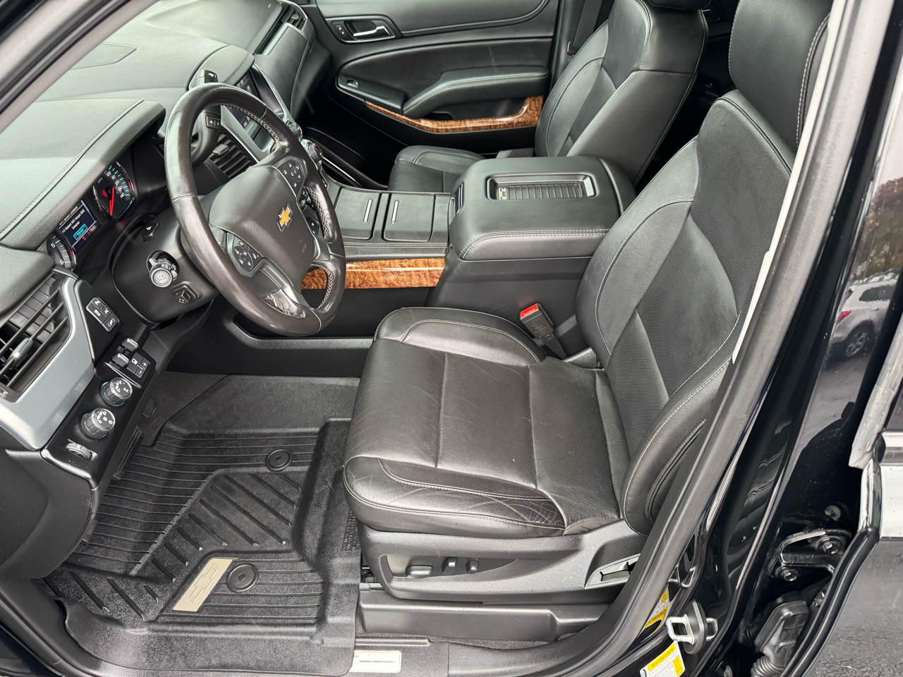 Chevrolet Suburban  2020