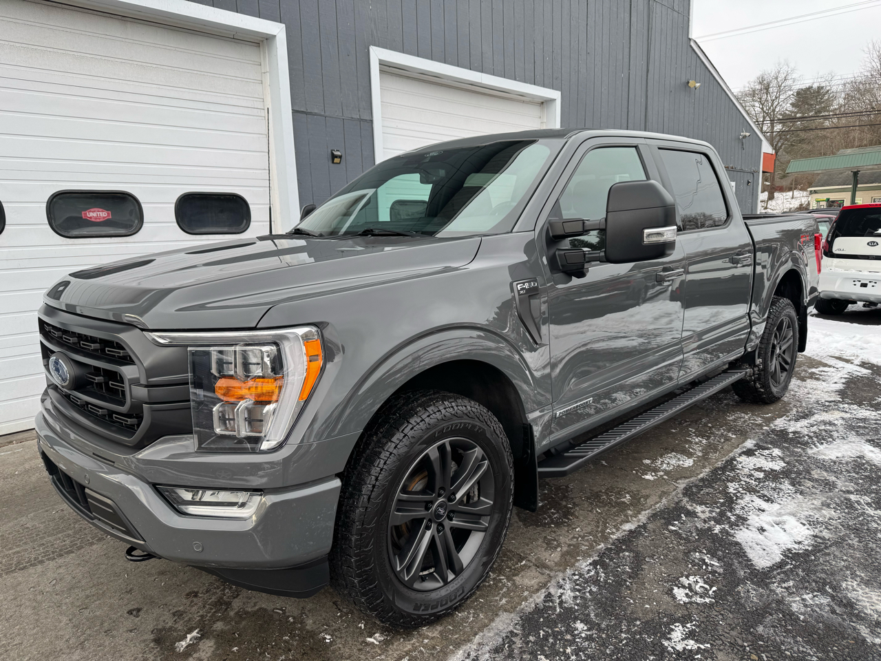 2021 Ford F-150 XLT SuperCrew 4x4