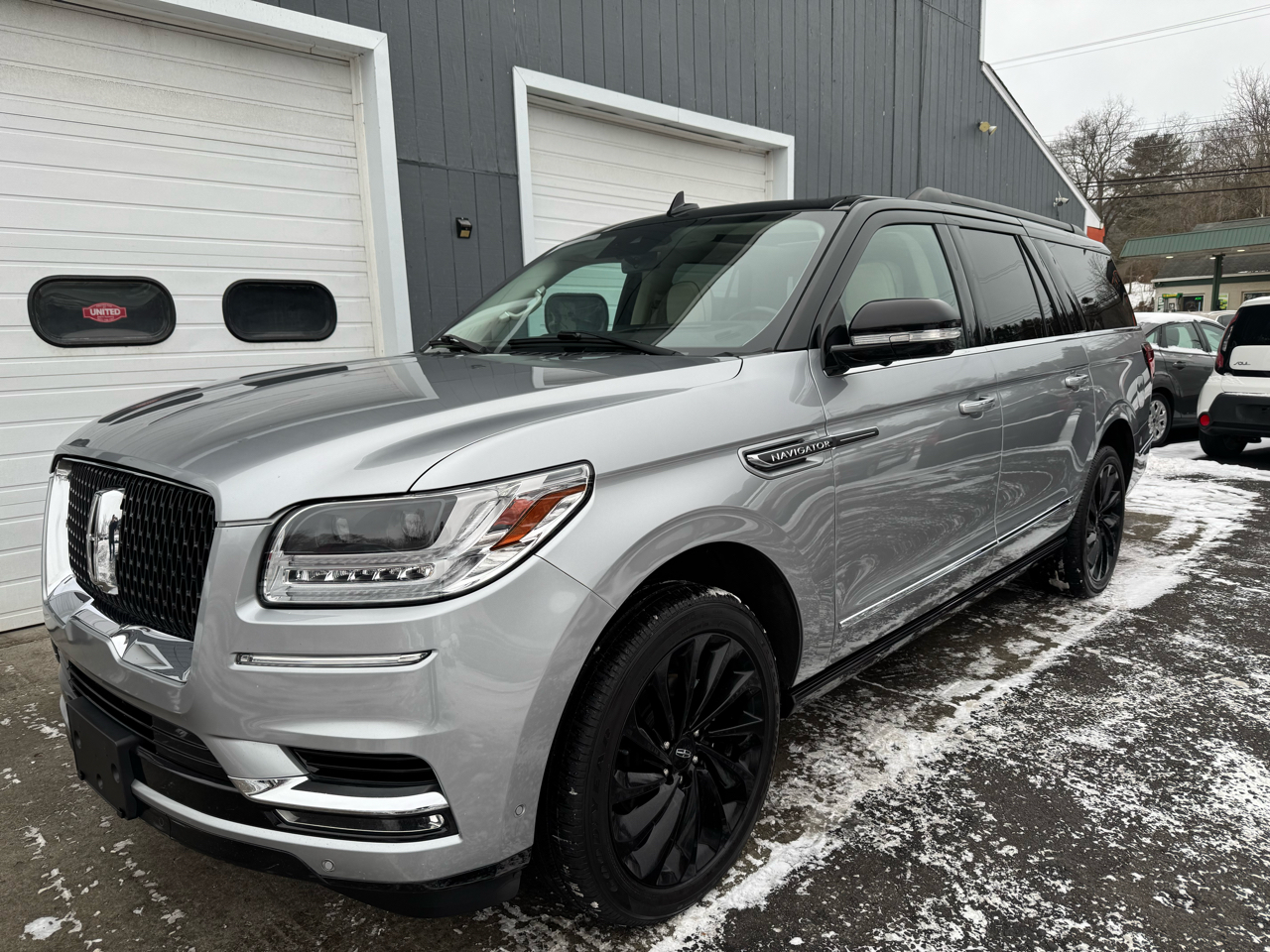 2021 Lincoln Navigator Black Label L's photo