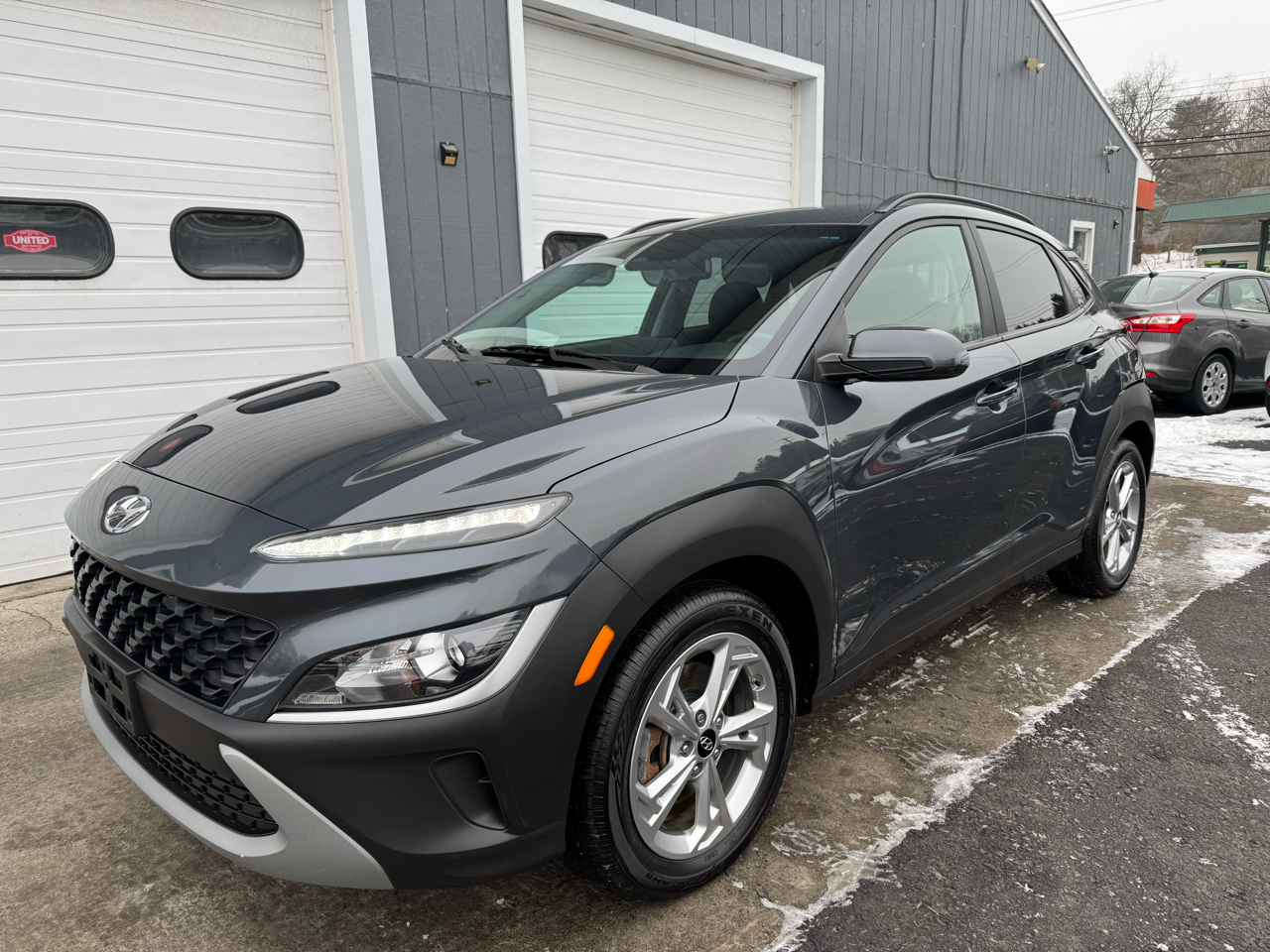 2022 Hyundai Kona SEL's photo