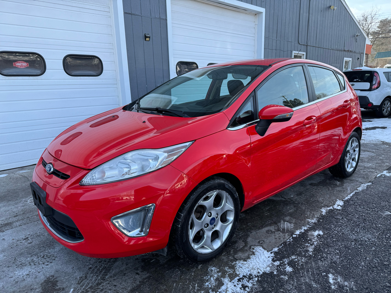2012 Ford Fiesta SES Hatchback