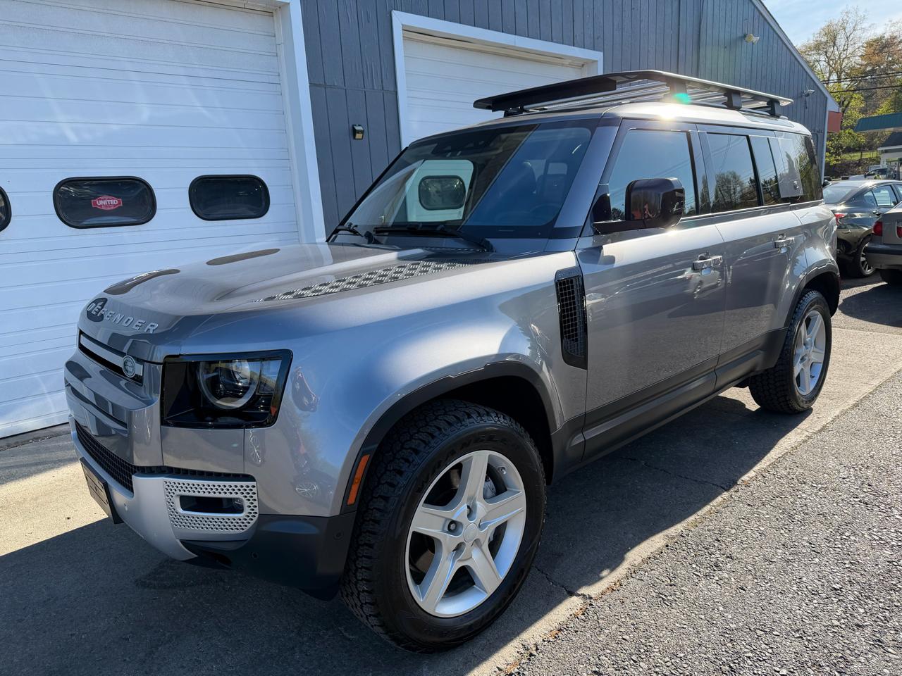2020 Land Rover Defender P400 110 SE
