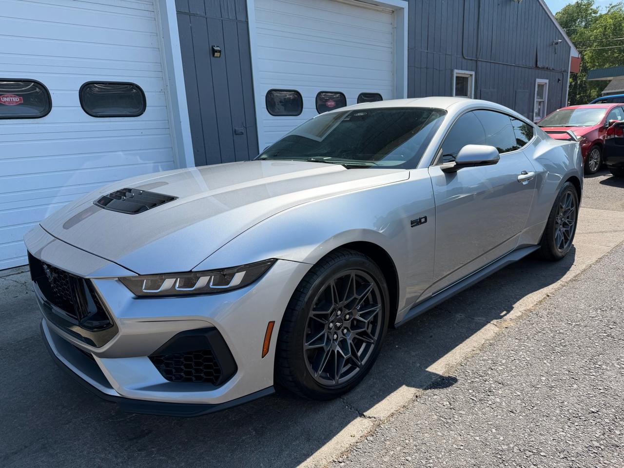 2024 Ford Mustang GT Coupe Premium