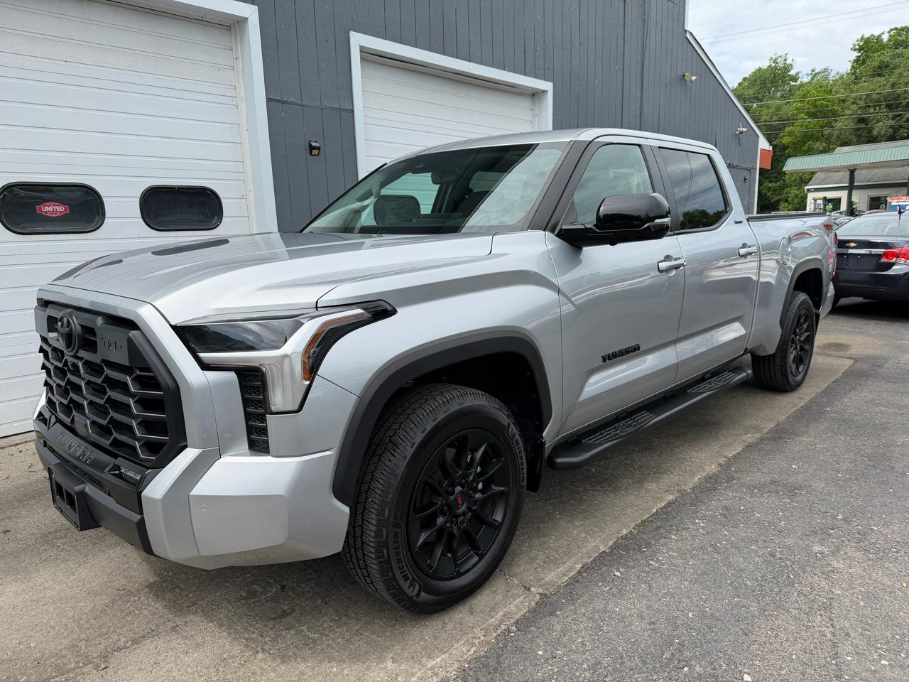 2024 Toyota Tundra Limited CrewMax Long Bed 4x4