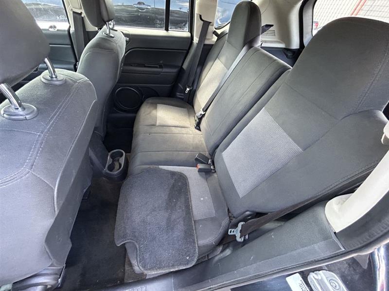 Jeep Compass Sport FWD 2014 Jeep Compass Sport FWD 2014