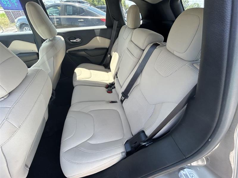 Jeep Cherokee Latitude FWD 2017 Jeep Cherokee Latitude FWD 2017