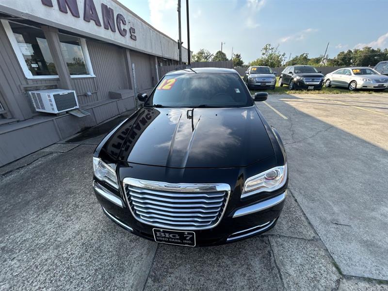 Chrysler 300 Base 2012 Chrysler 300 Base 2012