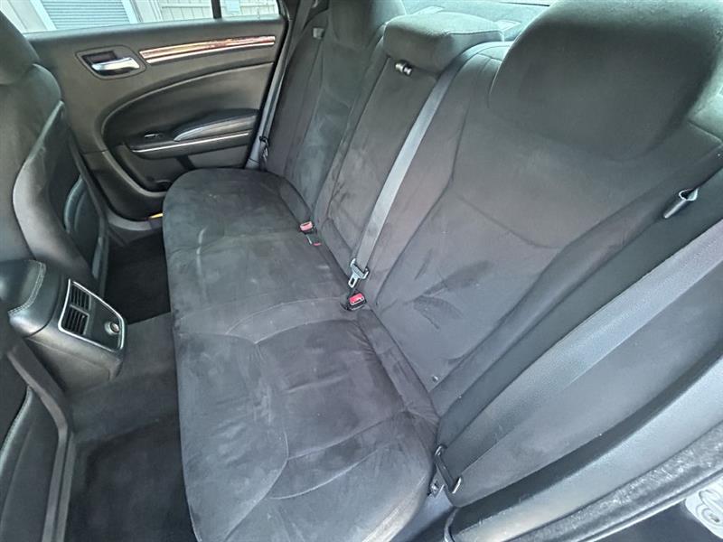 Chrysler 300 Base 2012 Chrysler 300 Base 2012