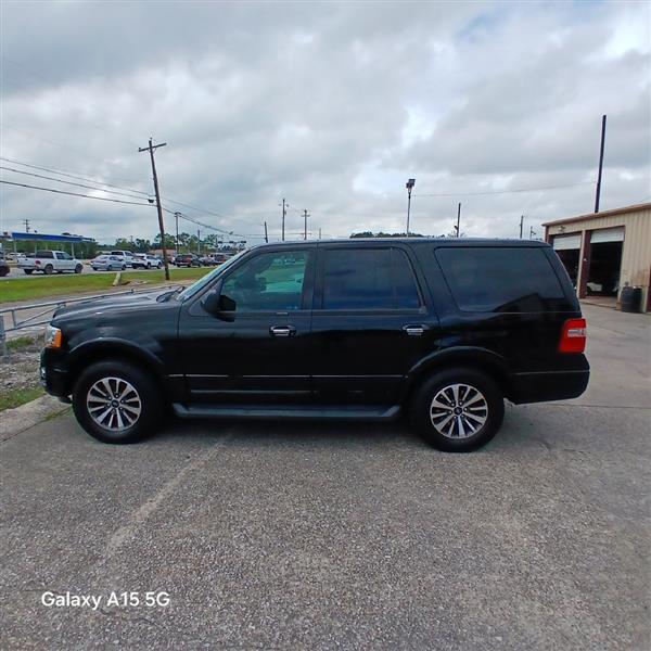Ford Expedition XLT 4WD 2017 Ford Expedition XLT 4WD 2017