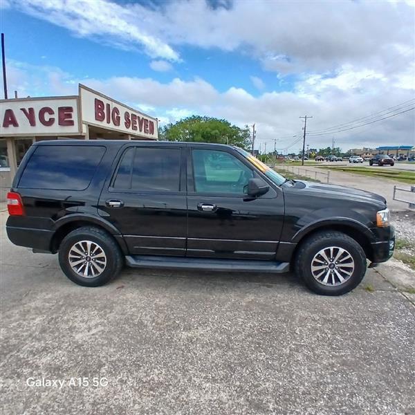 Ford Expedition XLT 4WD 2017 Ford Expedition XLT 4WD 2017