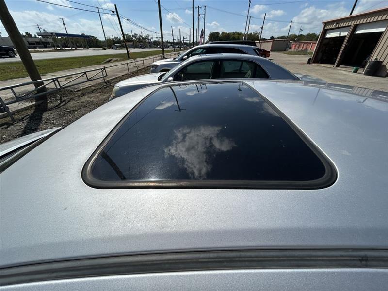 Toyota Corolla Base 5-Speed MT 2011 Toyota Corolla Base 5-Speed MT 2011