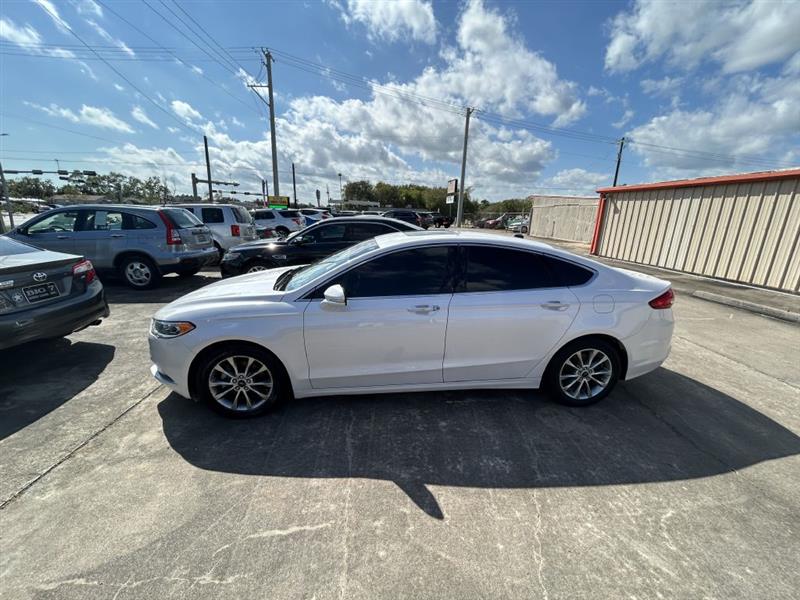 Ford Fusion SE 2017 Ford Fusion SE 2017