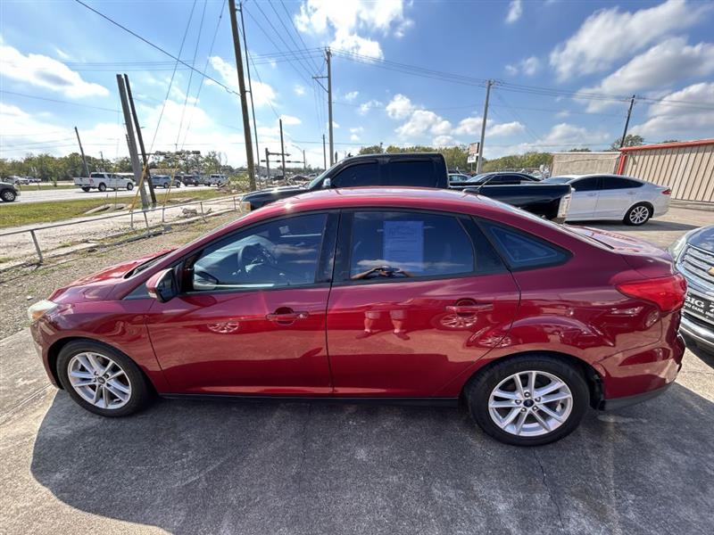 2017 Ford Focus SE Sedan