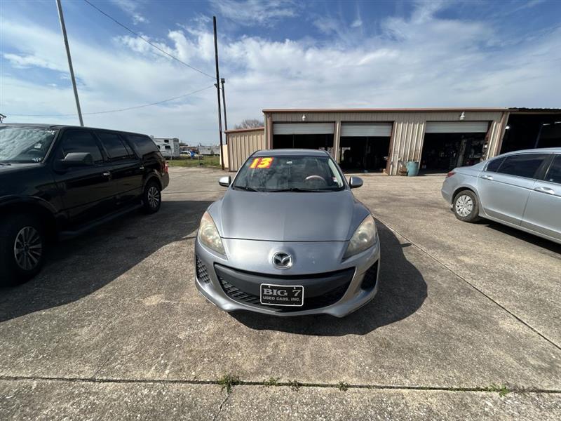 Mazda MAZDA3 i SV AT 4-Door 2013 Mazda MAZDA3 i SV AT 4-Door 2013
