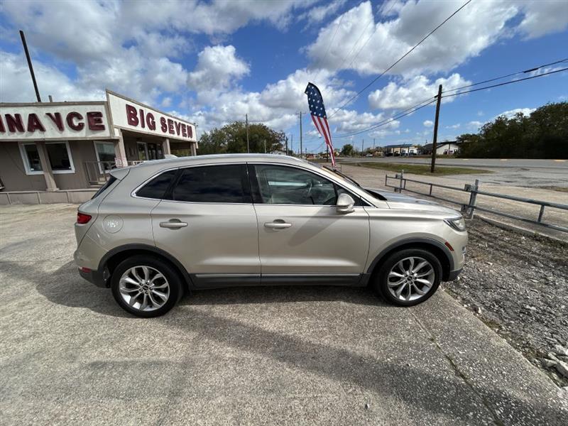 2017 Lincoln MKC Select photo 3
