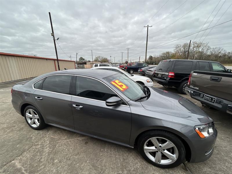 Volkswagen Passat TDI SE 6M 2015