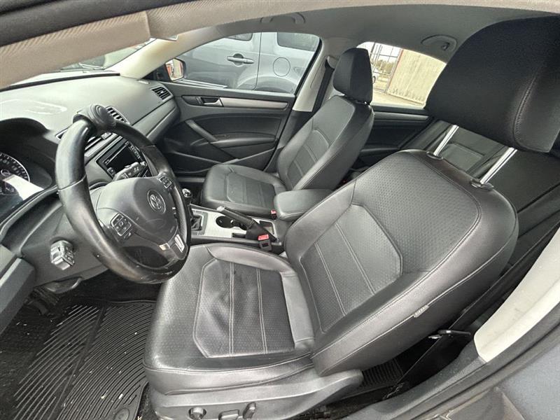 Volkswagen Passat TDI SE 6M 2015
