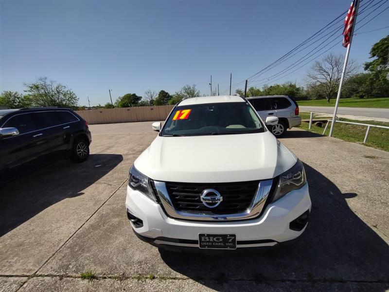 Nissan Pathfinder S 2WD 2017