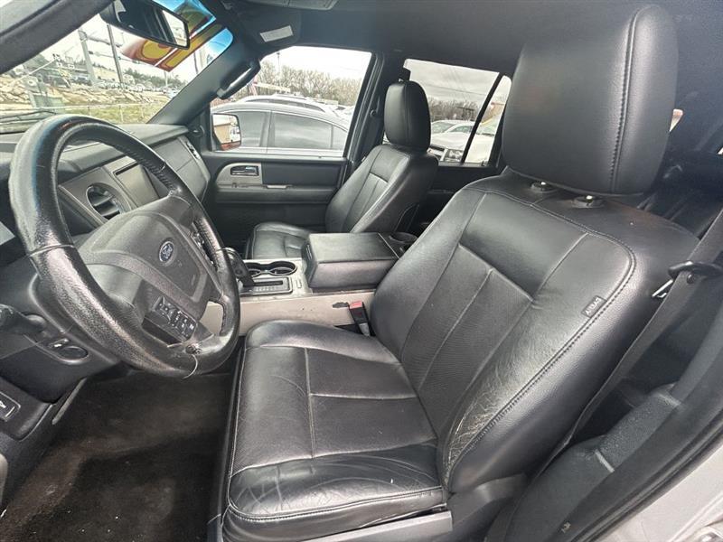 Ford Expedition EL XLT 4WD 2015