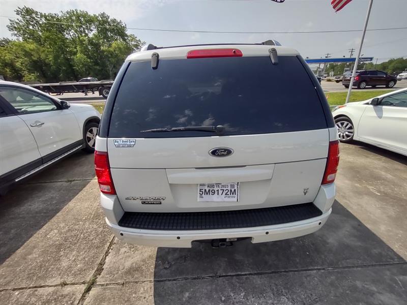Ford Explorer Limited 4.6L 2WD 2004