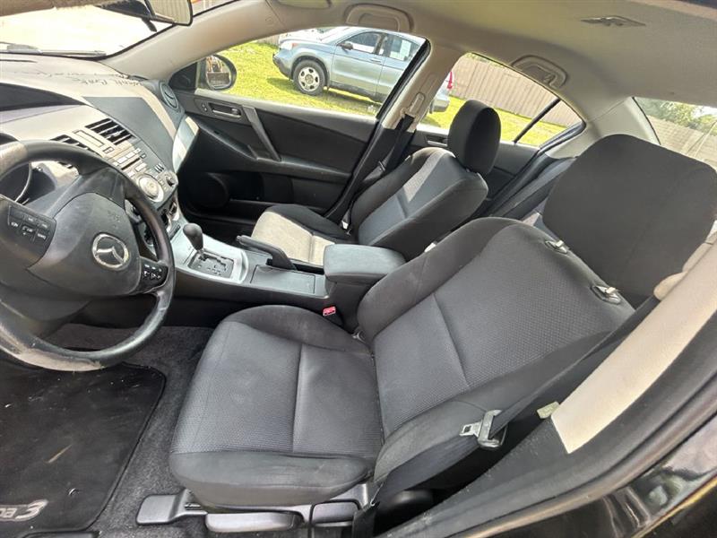 Mazda MAZDA3 i SV 4-Door 2010