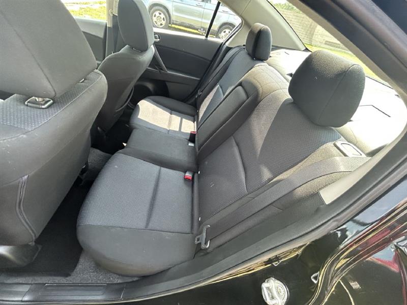 Mazda MAZDA3 i SV 4-Door 2010