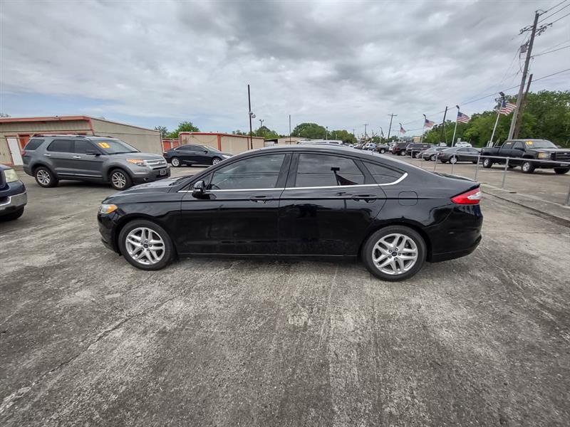 Ford Fusion SE 2016
