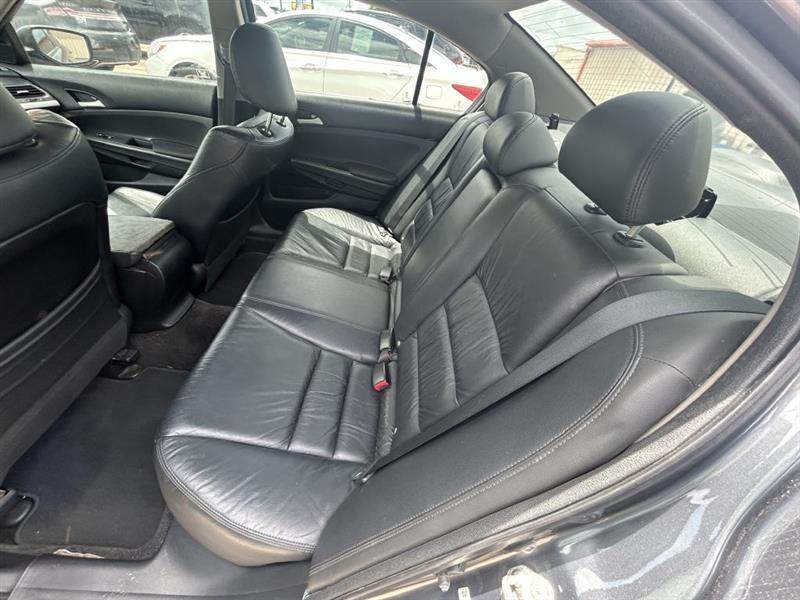 Honda Accord SE Sedan AT 2012