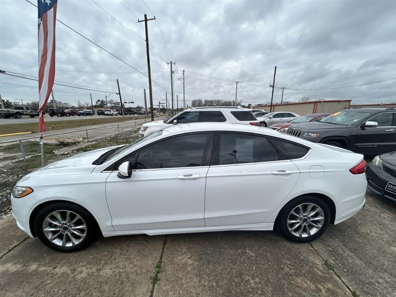 Ford Fusion SE 2017