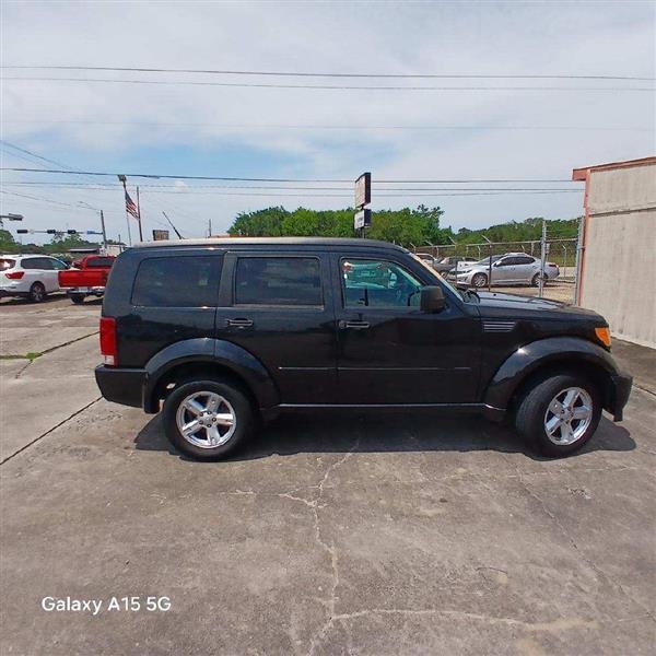 Dodge Nitro SXT 2WD 2011