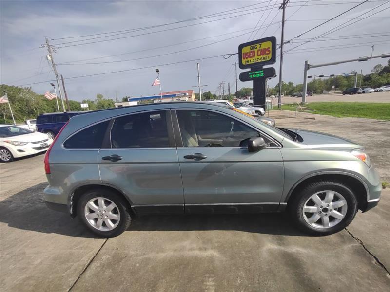 Honda CR-V SE 2WD 5-Speed AT 2011