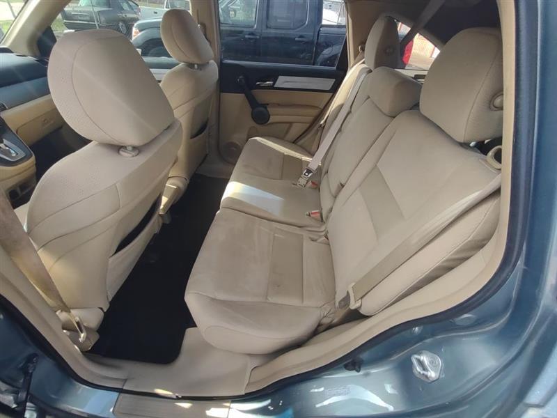 Honda CR-V SE 2WD 5-Speed AT 2011