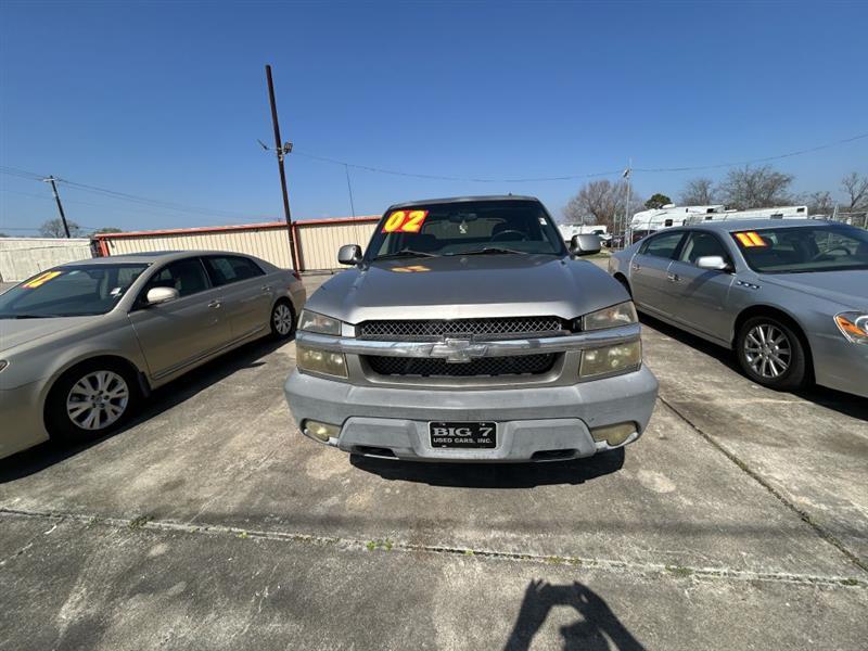 Chevrolet Avalanche 1500 2WD 2002