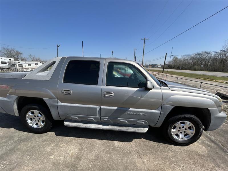 Chevrolet Avalanche 1500 2WD 2002
