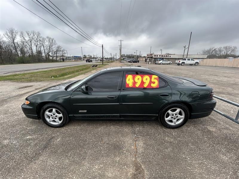 Pontiac Grand Prix GT sedan 1998
