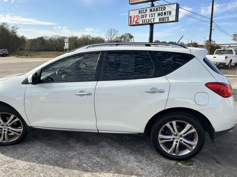 Nissan Murano S 2010