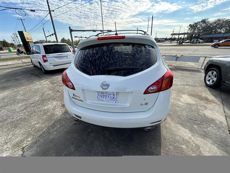 Nissan Murano S 2010