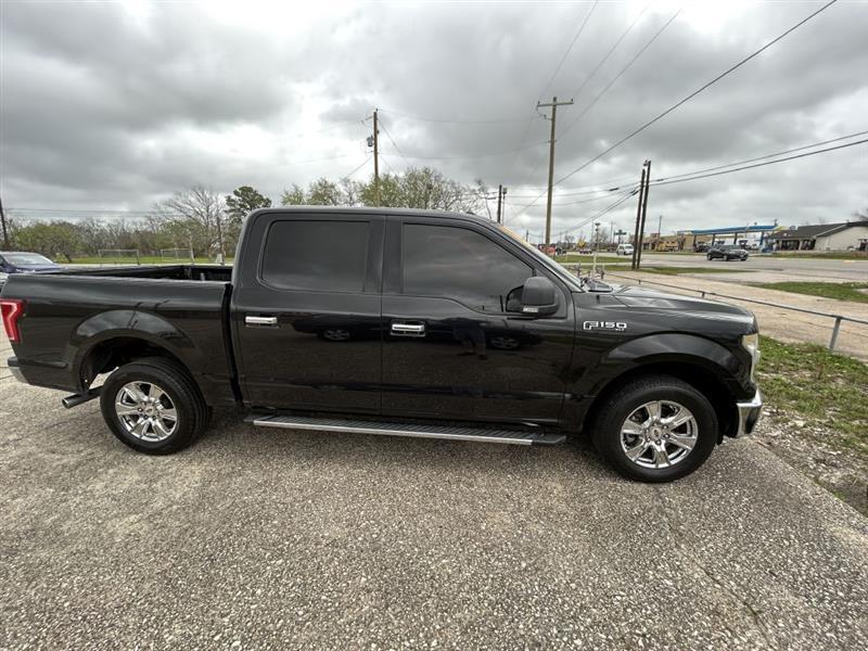 Ford F-150 XL SuperCrew 5.5-ft. Bed 2WD 2015