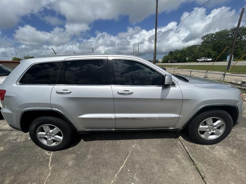 Jeep Grand Cherokee Laredo 4WD 2012