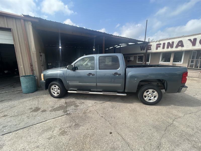 2008 Chevrolet Silverado 1500 LTZ Crew Cab 2WD