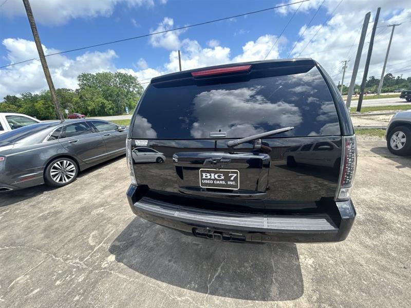 Chevrolet Suburban LT 1500 2WD 2013