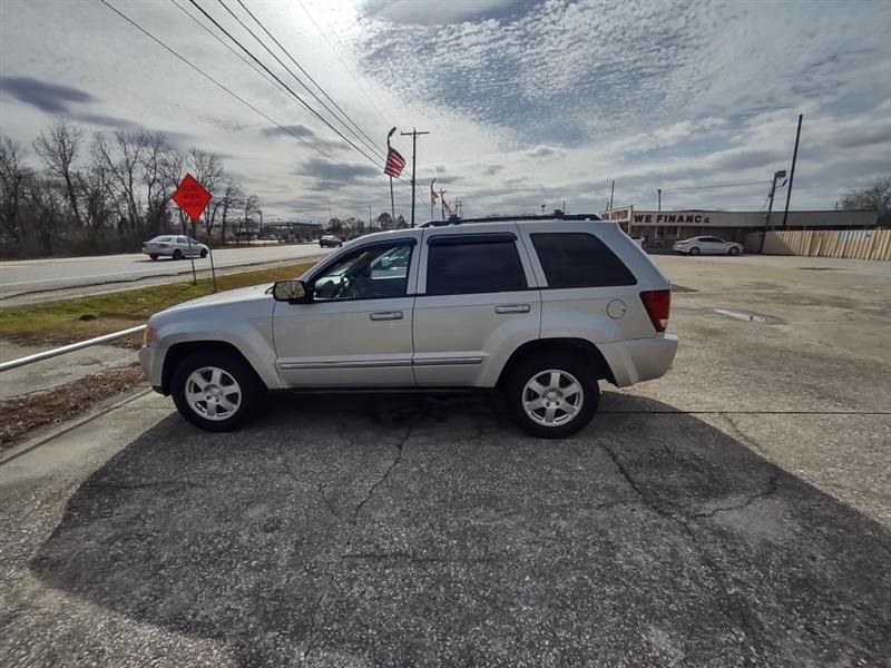 Jeep Grand Cherokee Laredo 2WD 2010