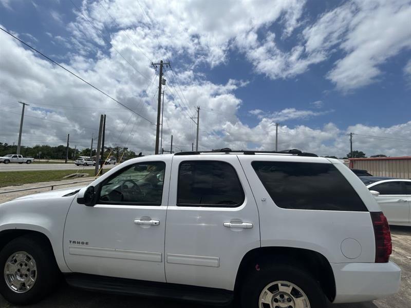 Chevrolet Tahoe LT 2WD 2012