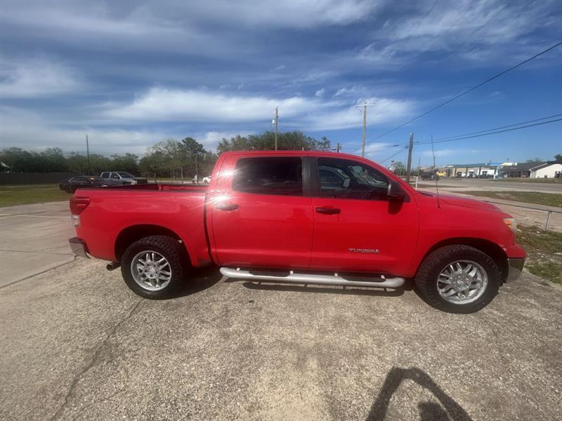 Toyota Tundra Tundra-Grade CrewMax 4.6L 2WD 2011