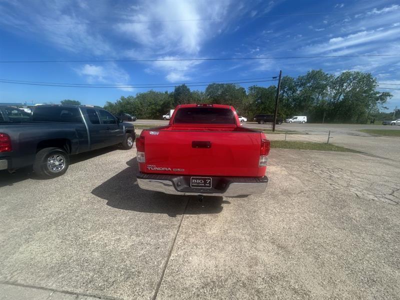 Toyota Tundra Tundra-Grade CrewMax 4.6L 2WD 2011