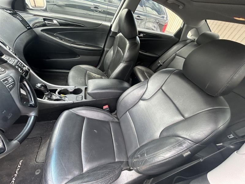 Hyundai Sonata SE Auto 2012