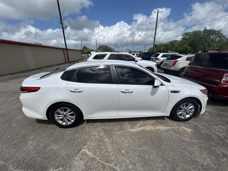 Kia Optima LX 2016