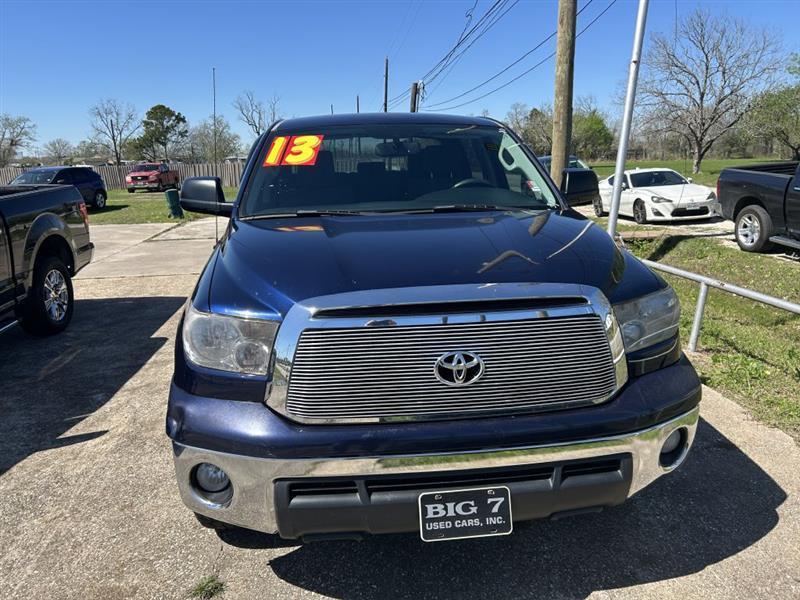 Toyota Tundra Tundra-Grade CrewMax 5.7L 2WD 2013