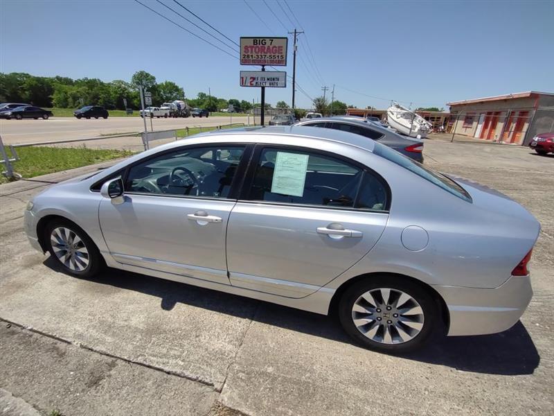 Honda Civic EX-L Sedan 5-Speed AT 2011