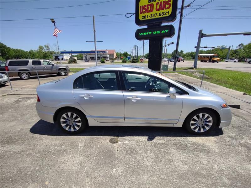 Honda Civic EX-L Sedan 5-Speed AT 2011